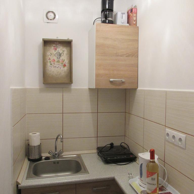 Fortuna Apartments Eger Bagian luar foto